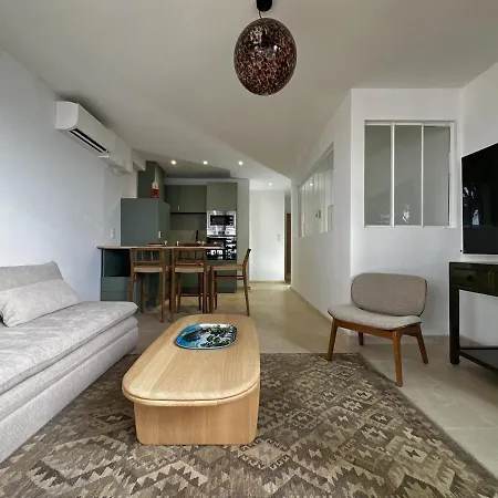 - Chic & Cosy Au Nouveau Port Appartement
