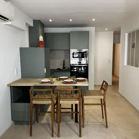 - Chic & Cosy Au Nouveau Port Appartement